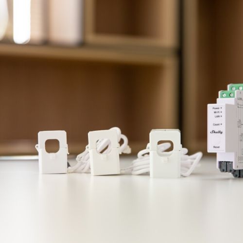 Števec električne energije Home Shelly rele Pro 3EM; WLAN 3x 120A vklj. 3 terminali merilna funkcija