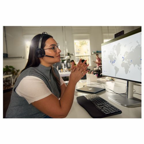 Slušalke Slušalke HP Poly BT Voyager Focus 2 UC vkl. LS USB-C/A