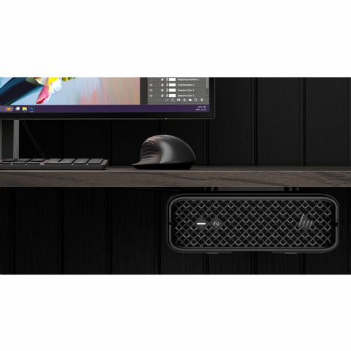 HP Z2 Mini G1i U7265 32 GB/1 TB Njemačka računalo - njemačka lokalizacija