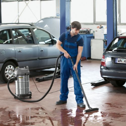 Sesalnik za suho/mokro sesanje Karcher Professional NT 20/1 Me Classic Edition, 1500 W, 20 l posoda iz nerjavnega jekla, PES filter, srebrna