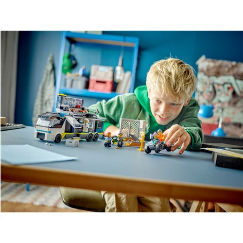 Kocke Lego® City: Policijski mobilni forenzični laboratorij (60418)