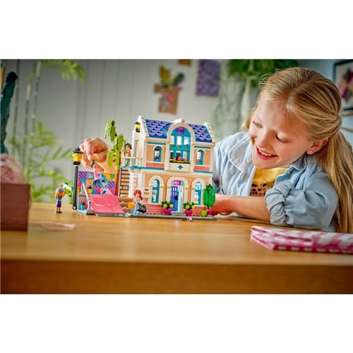 Kocke Lego Friends Liannina družinska hiša, 946 kock, od 7. let (42687)