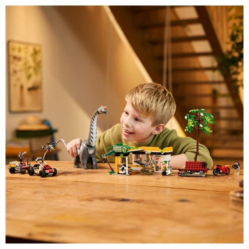 Kocke Lego Jurassic World: Zasledovanje raptorja in titanozavra (76973), 582 kock, od 7. let