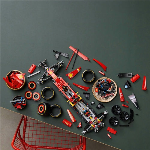 Kocke Lego Technic: Avtomobil Ferrari SF-24 F1 (42207)