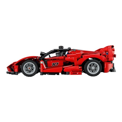 Kocke Lego Technic: Ferrari FXX K (42112), 897 kock, od 10. let