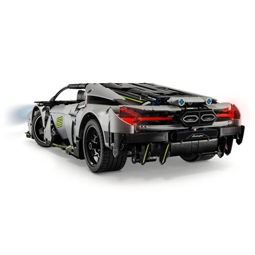 Kocke Lego Technic: Superšportni avtomobil Lamborghini Revuelto (42214), 1135 kock, 10. let 5100123545