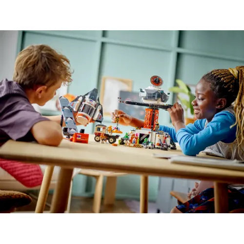 Kocke Lego® City: Vesoljska postaja in izstrelitvena ploščad za rakete (60434)
