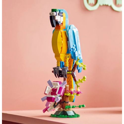 Kocke Lego® Creator 3in1: Eksotični papagaj (31136)