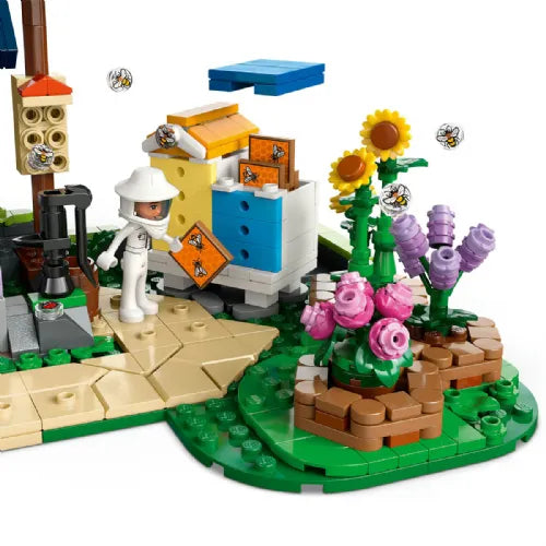 Lego Friends: Pčelarska kuća i cvjetnjak (42669)