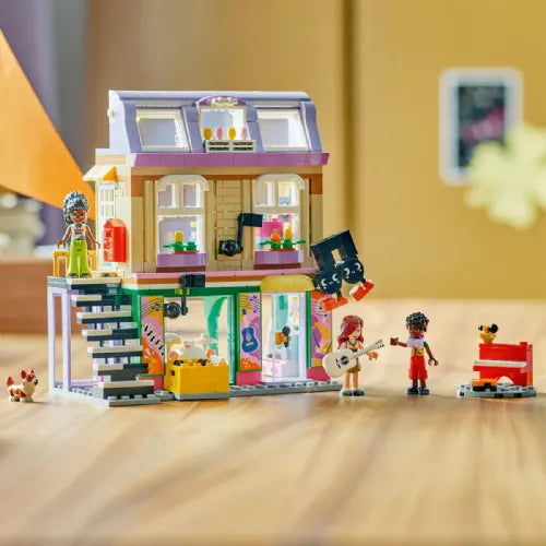 Kocke Lego Friends: Glasbena trgovina in stanovanje (42653)