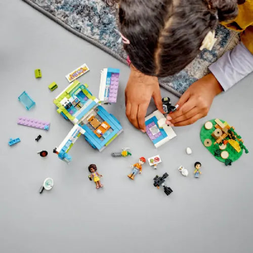 Lego® Friends: Prijavi kombi (41749)