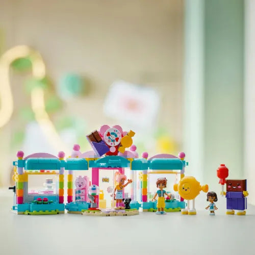 Kocke Lego Friends: Trgovina z bomboni v Heartlake Cityju (42649)