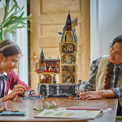 Kocke Lego Harry Potter: Bradavičarski grad – Glavni stolp (76454)