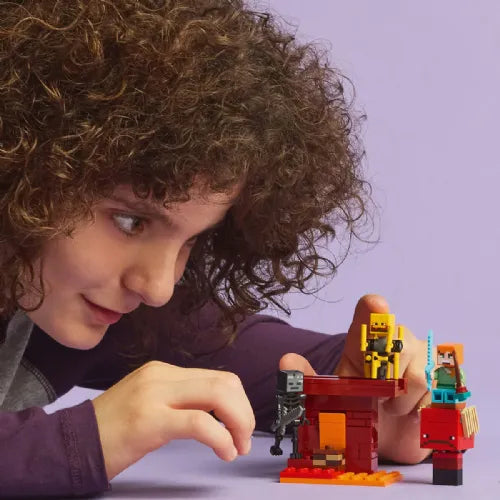 Lego Minecraft: Bitka s lavom u podzemlju (21266)