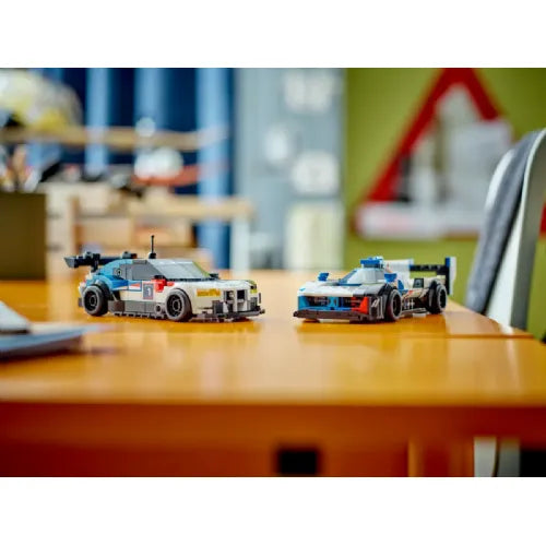 Lego® Speed Champions trkaći automobili BMW M4 GT3 i BMW M Hybrid V8 (76922)