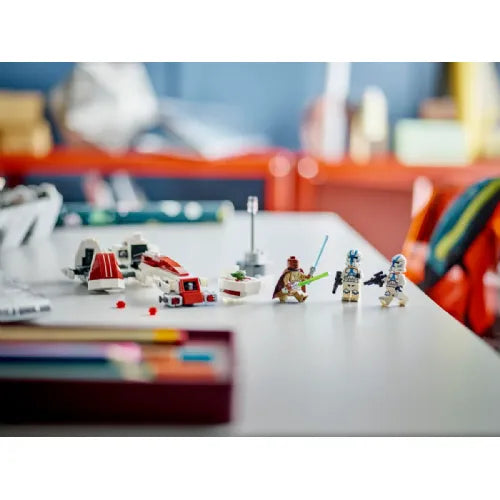 Kocke Lego® Star Wars™ BARC Speeder™ na begu (75378)