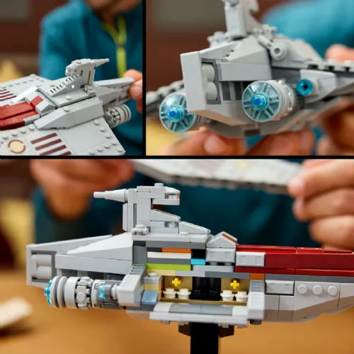 Kocke Lego Star Wars: Napadalna ladja razreda Acclamator™ (75404)