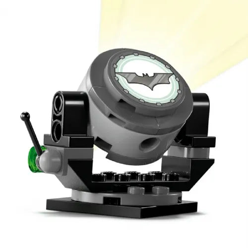 Kocke Lego Super Heroes: Batmanov™ Tumbler proti Two Faceu™ in Jokerju™ (76303)
