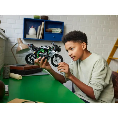 Lego® Technic: Kawasaki Ninja H2R motocikl (42170)