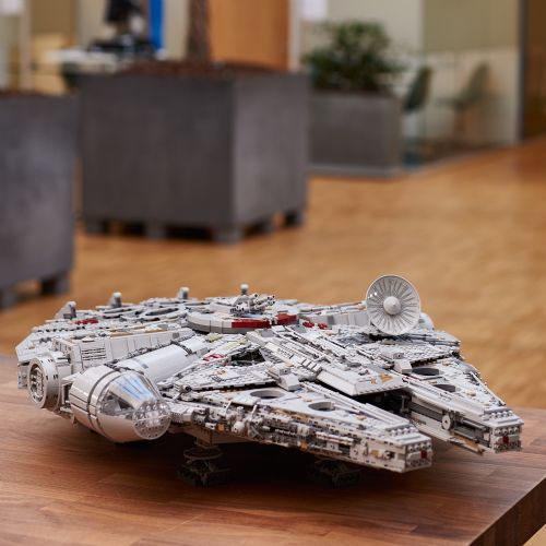Kocke Lego® Star Wars: Millennium Falcon™ (75192)
