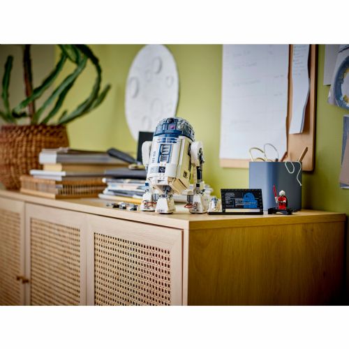 Kocke Lego Star Wars™ R2-D2™ (75379)