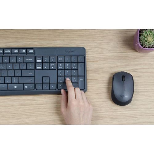 Brezžična tipkovnica in miška Logitech MK235