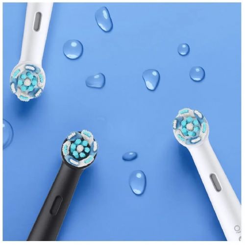 Električna zobna ščetka Oral-B iO serija 5 mat črna