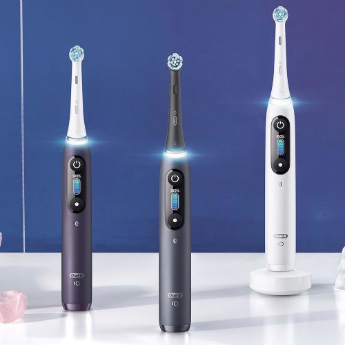 Električna zobna ščetka Oral-B iO Series 8 *bela*