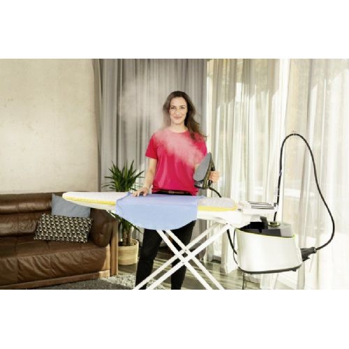 Parni čistilec Karcher SC 4 Deluxe Iron, 2.250 W, s kompletom za čiščenje tal EasyFix in parnim likalnikom, bela/črna