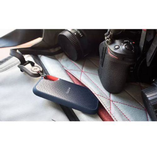 Zunanji prenosni SSD disk SANDISK Extreme Portable 4TB USB 3.2 Gen 1 (SDSSDE61-4T00-G25)