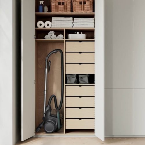 Sesalnik s posodo Electrolux EL61C2OG, brez vrečke