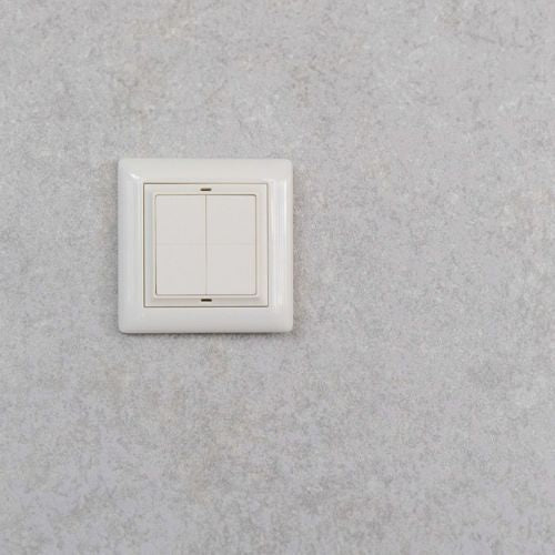 Shelly Plug & Play "BLU zidni" prekidač s 4 adaptera Gira & Merten Weiß