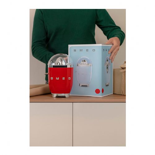 Ožemalnik Smeg CJF11RDEU rdeča, 70 W, nerjaveče jeklo, funkcija proti kapljanju, filter za pulpo