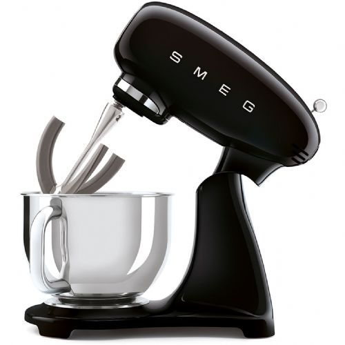 Kuhinjski robot SMEG SMF03BLEU črne barve