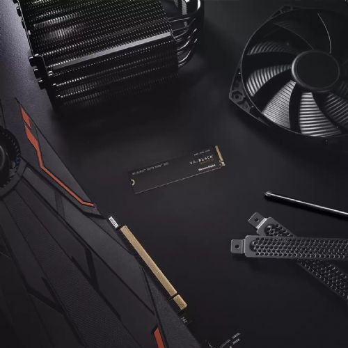 Interni SSD M.2 2TB WD crni SN770 NVMe PCIe 4.0 x 4