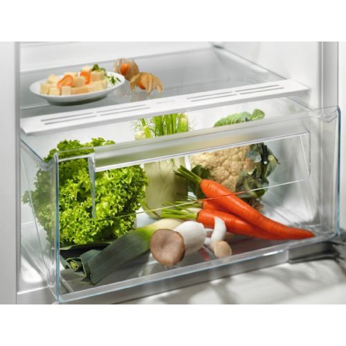 Vgradni hladilnik Electrolux LRB3AE12S, enovtani, brez zamrzovalnika, 54,8 x 121,8 x 54,9 cm, bela