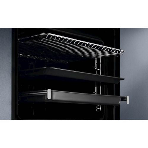 Vgradna pečica Electrolux EOF3H50BK, črna