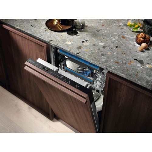 Vgradni pomivalni stroj Electrolux EEM43200L, 45 cm, inverter motor, 3 predali, 10 pogrinjkov, razred E, 44,6 x 81,8 x 55 cm