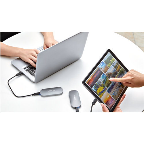 Zunanji SSD disk Kioxia Exceria Plus Portable SSD 1 TB, Externe SSD USB-C 3.2 Gen 2 (10 Gbit/s))