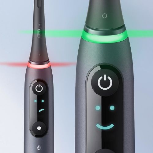 Električna zobna ščetka Oral-B iO Series 8 *črna*