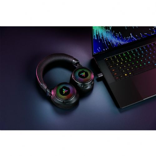 Brezžične igralne slušalke Razer Kraken V4 črne