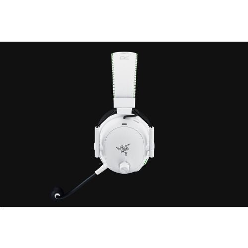 Slušalke Razer BlackShark V3 Pro bele/črne, ANC, brezžične, USB/Bluetooth/3,5 mm, do 70 ur baterije